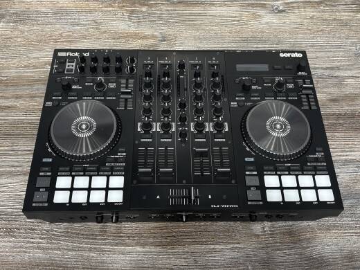 Roland DJ-707M 4-Channel Controller For Mobile DJs
